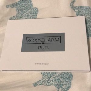 BoxyCharm ❤️PUR palette